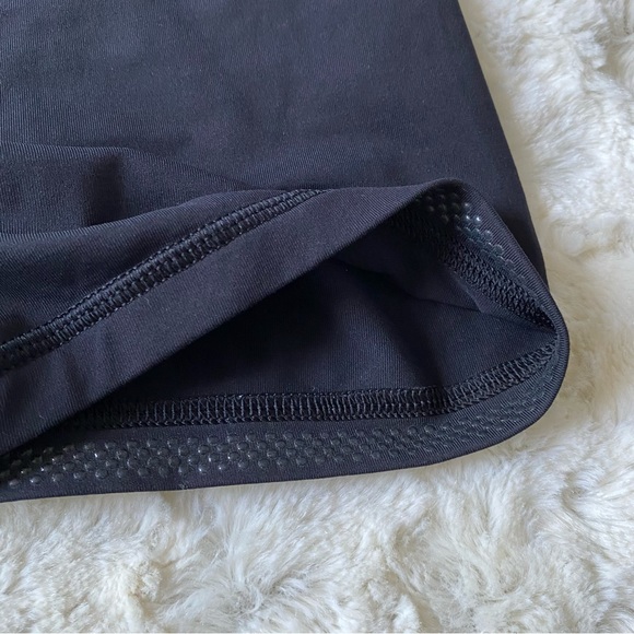 Ivivva Lululemon Girls Black Rhythmic Shorts Size 12 - Picture 5 of 6